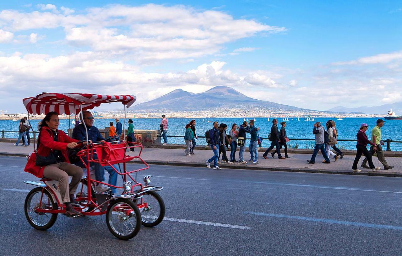 Be Italian Flat Piazza Bovio 22 Hotel Napoli Bagian luar foto