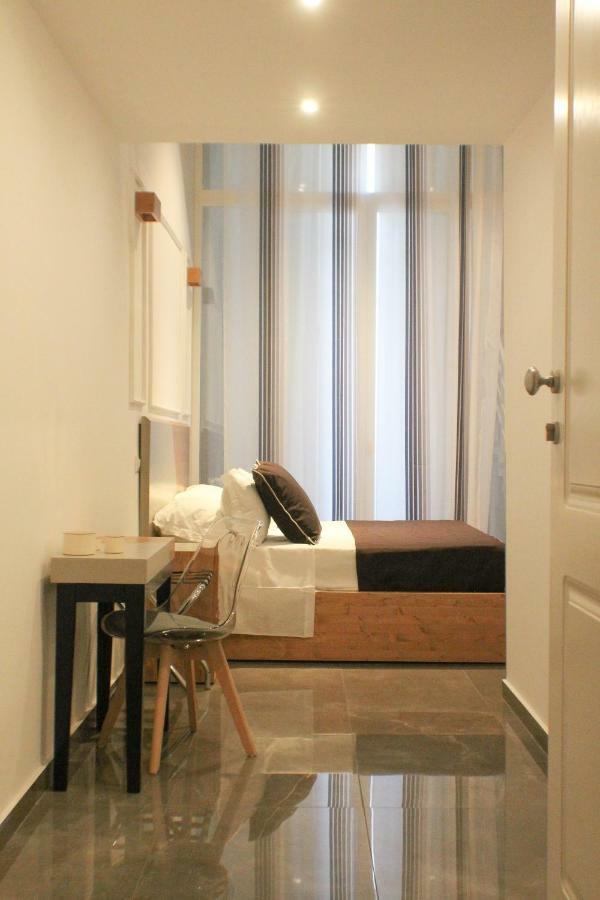 Be Italian Flat Piazza Bovio 22 Hotel Napoli Bagian luar foto
