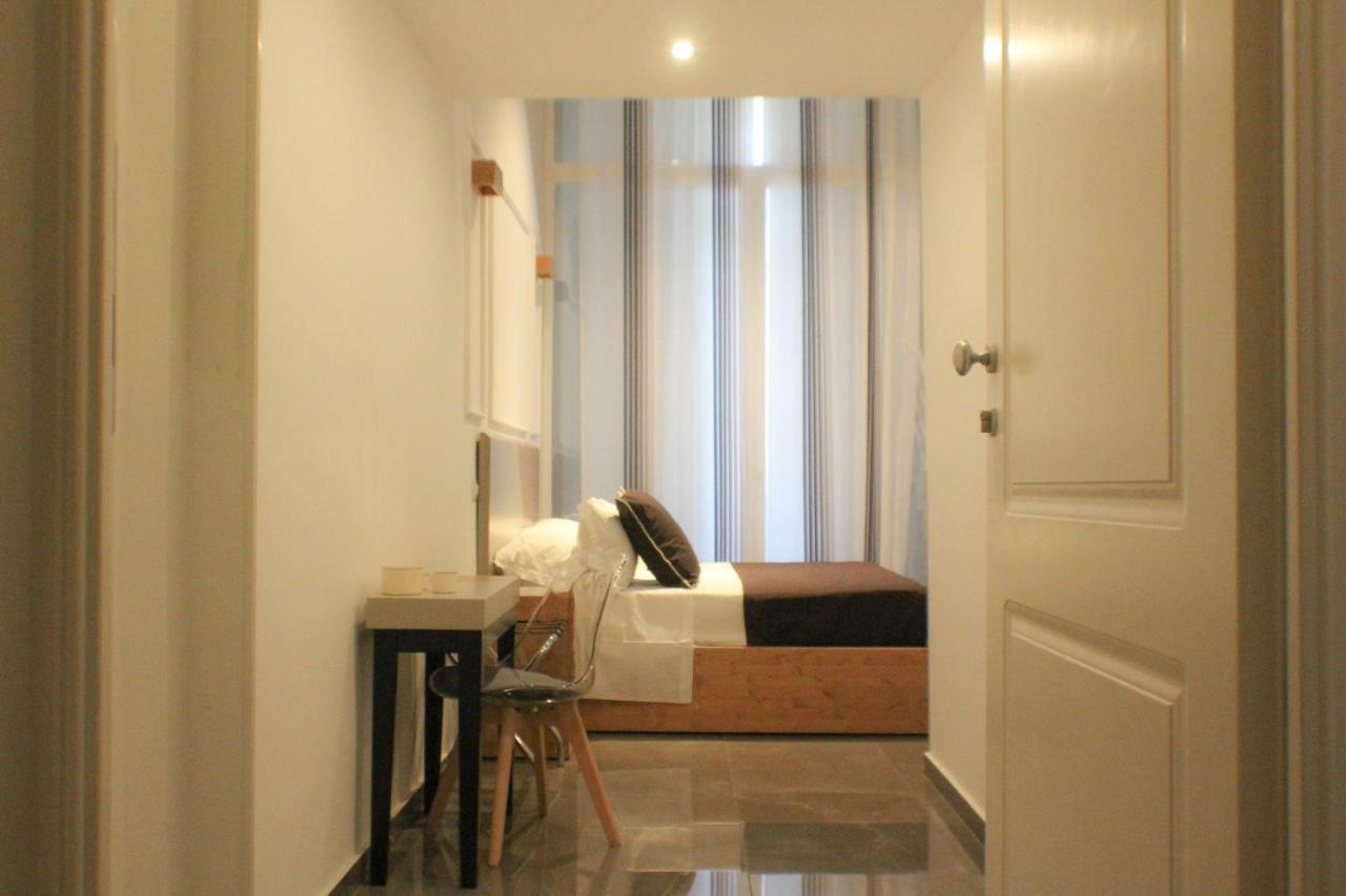Be Italian Flat Piazza Bovio 22 Hotel Napoli Bagian luar foto