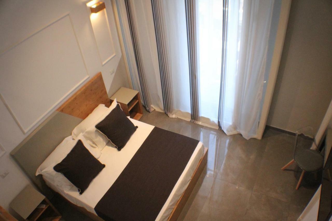 Be Italian Flat Piazza Bovio 22 Hotel Napoli Bagian luar foto