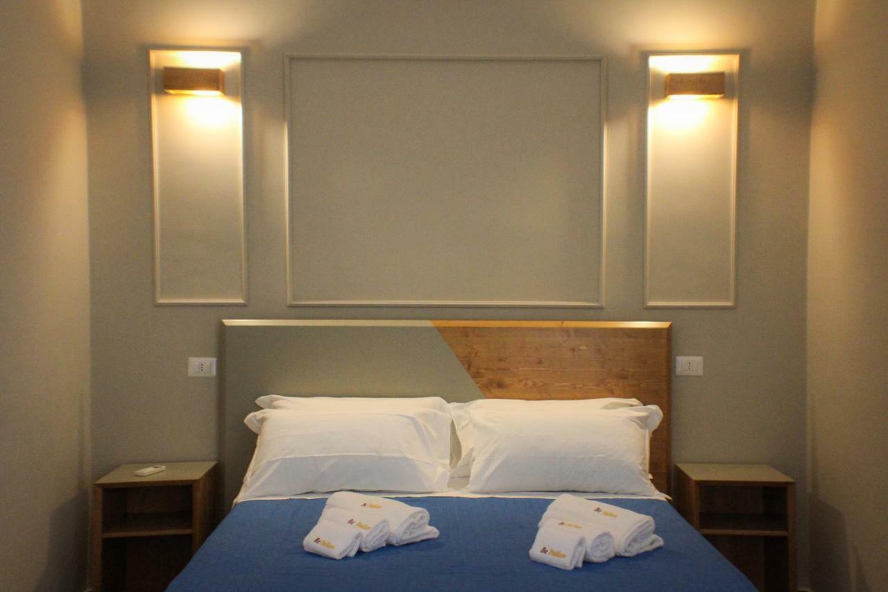 Be Italian Flat Piazza Bovio 22 Hotel Napoli Bagian luar foto
